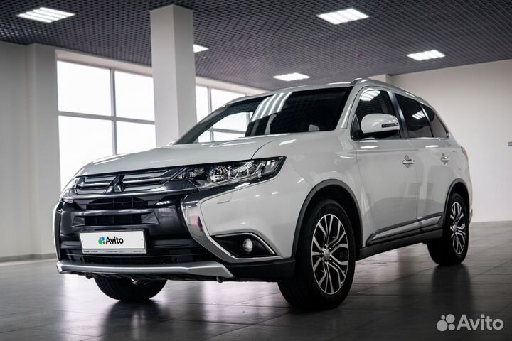 Mitsubishi Outlander 2.4 CVT, 2016, 111 000 км