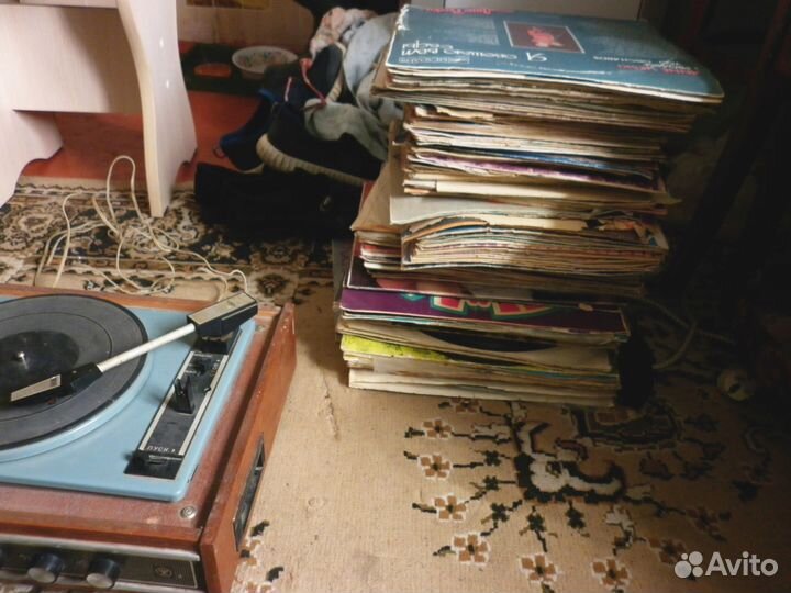 Проигрыватель + пластинки