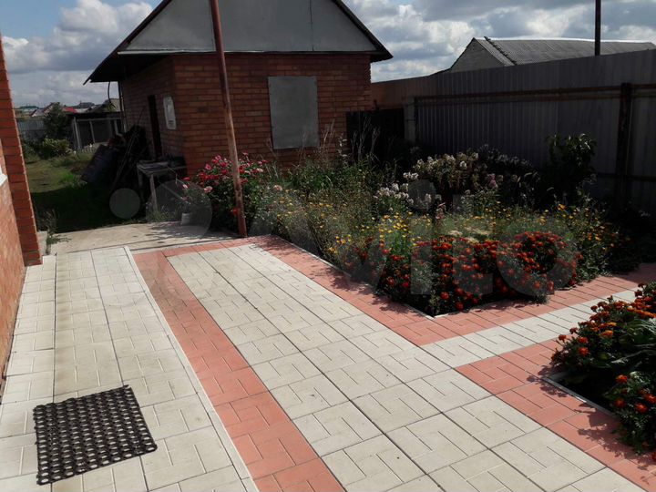 Дом 105 м² на участке 10 сот.