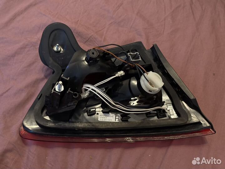 Задний фонарь Ford Mondeo 4 арт.1744243 (правый)