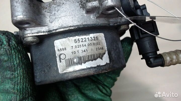 Насос вакуумный Fiat Doblo, 2011