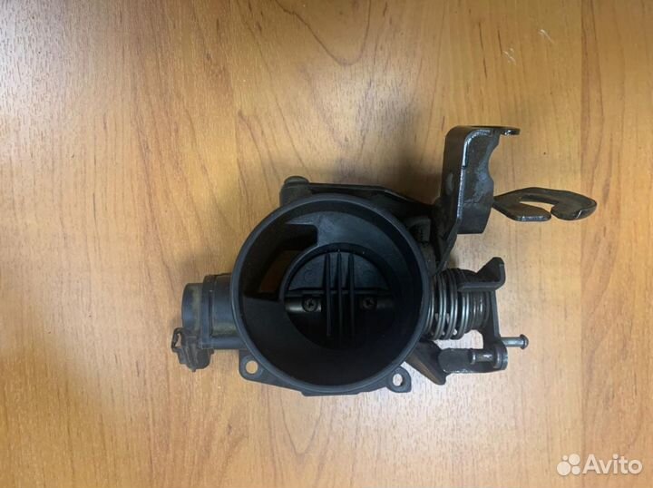 Дроссельная заслонка Ford Focus 1