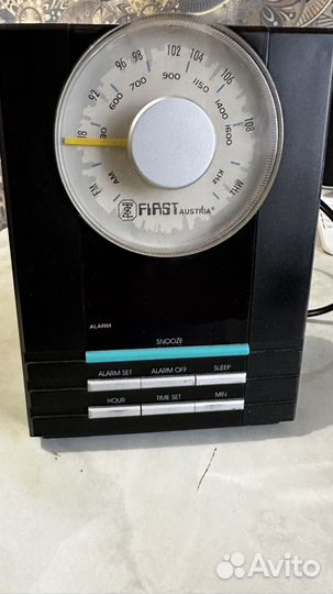 Часы с радио будильник