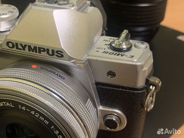 Olympus OM -D E M10 mark III