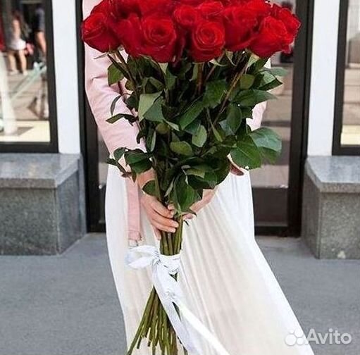 Метровые розы Доставка цветов