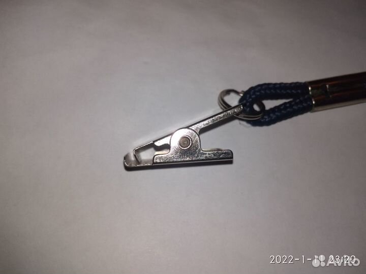 Шнурок для бэйджика