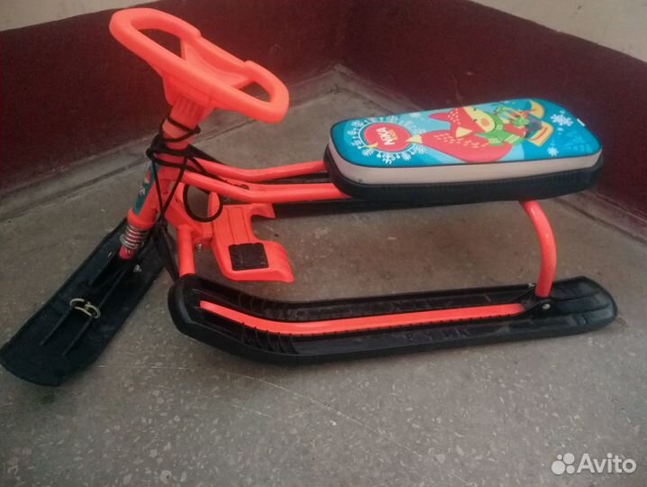 Детский снегокат Ника