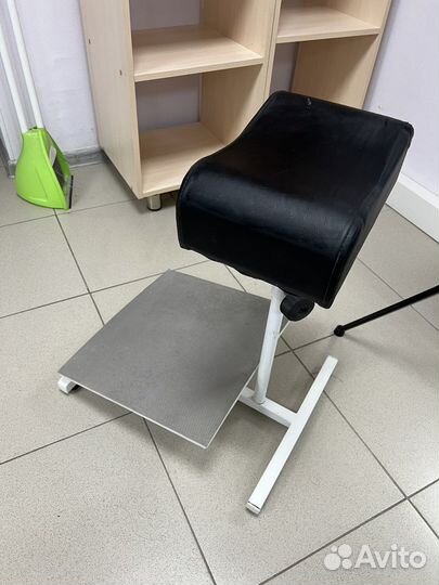 Педикюрная подставка для ног бу