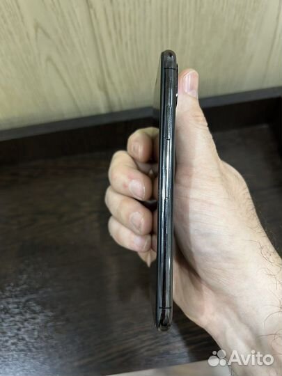 iPhone X, 256 ГБ