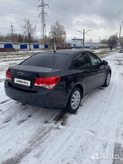 Chevrolet Cruze 1.6 МТ, 2011, 170 200 км