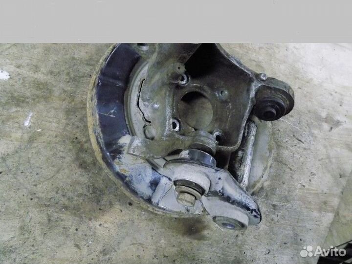 Кулак поворотный задний правый 5-серия E39 1995-20