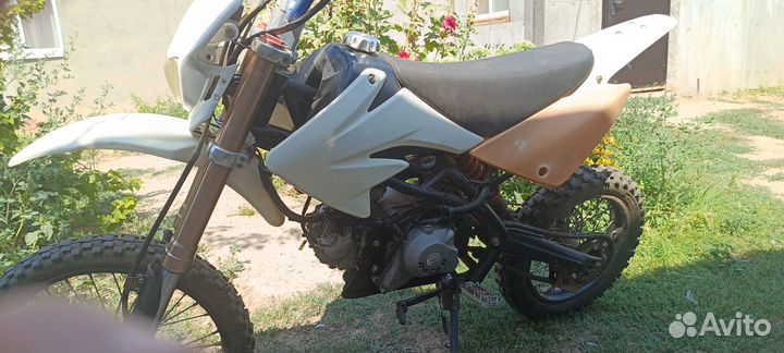 Racer 125PE