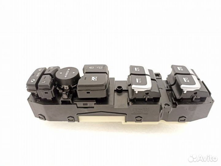 Блок управления стеклоподъемниками передний левый