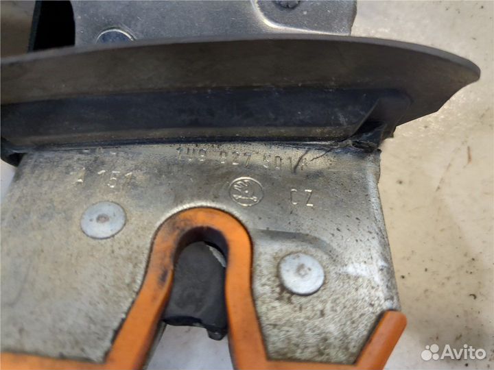 Замок багажника Skoda Octavia Tour, 2003