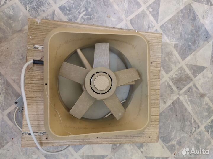 Вентилятор вытяжной оконный СССР