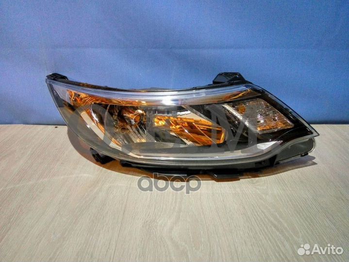 Фара правая Kia Rio 3 QB 2015-2017 OEM0016FR O