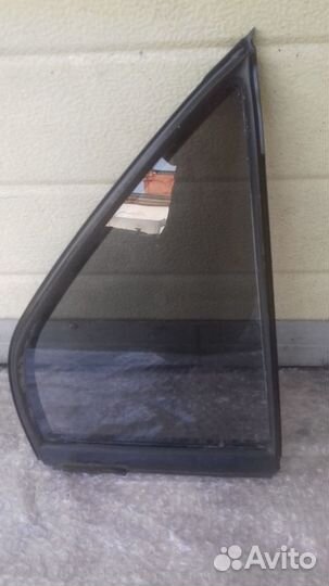 Митсубиси Лансер 9 форточка задней правой двери