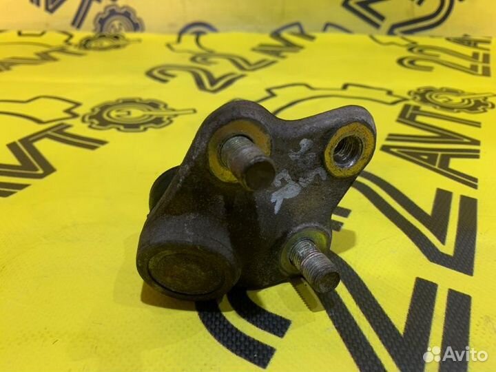 Шаровая опора передняя правая Toyota Corolla