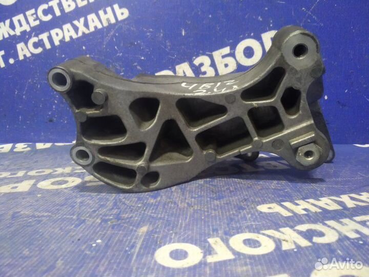 Кронштейн гидроусилителя руля Mitsubishi Outlander