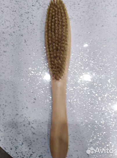 Новая щетка нат. большая
