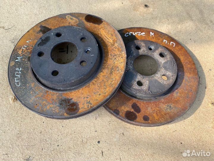 Диск тормозной передний Chevrolet Cruze