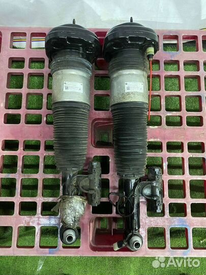 Пневмостойки задние BMW G11 G12 задний привод