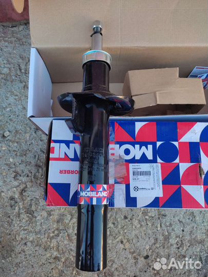 Передние стойки на vag