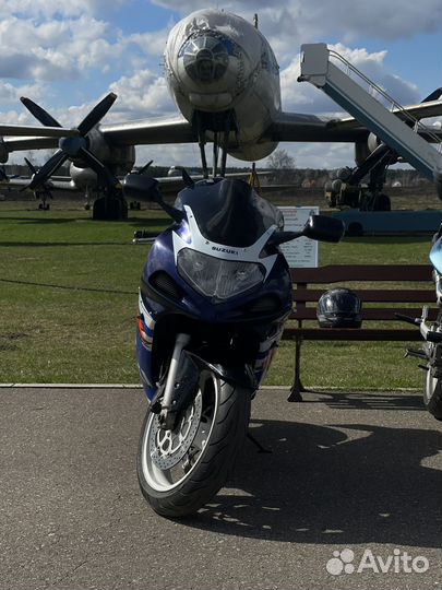 Продаю suzuki gsx-r600