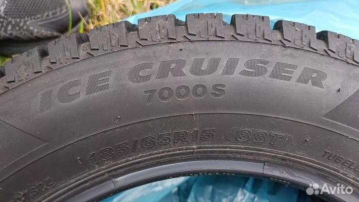 Bridgestone Ice Cruiser 7000S 185/65 R15 88T