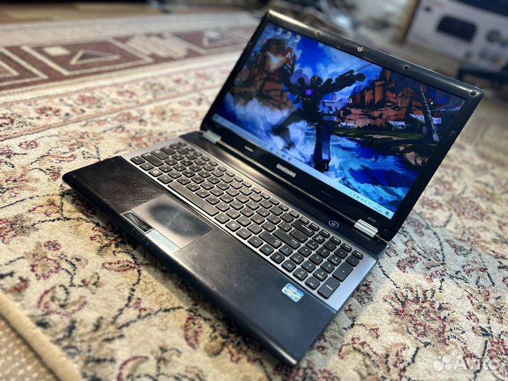 Мощный Ноутбук Samsung i7-8ядер/8гб/GT 540m