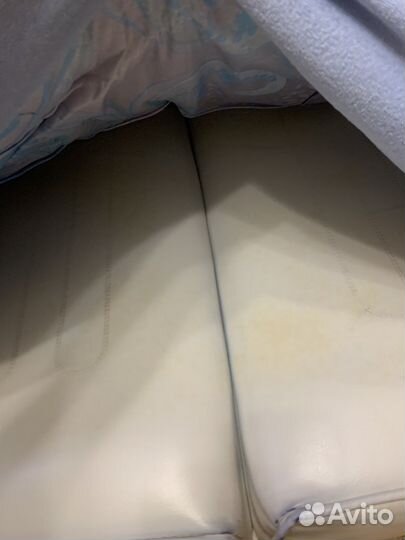 Кушетка косметологическая.Массажный стол