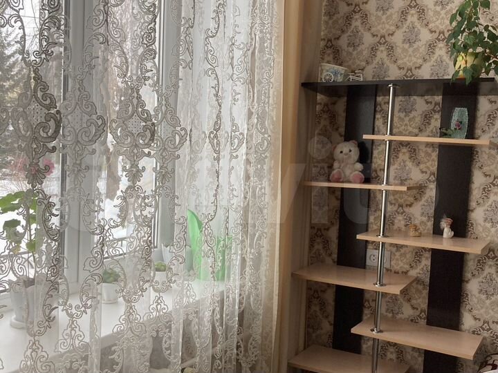 2-к. квартира, 45 м², 1/3 эт.