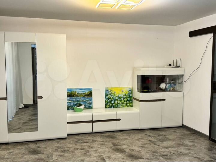 3-к. квартира, 70 м², 2/10 эт.