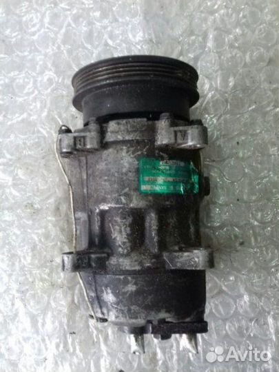 Компрессор кондиционера Renault Megane