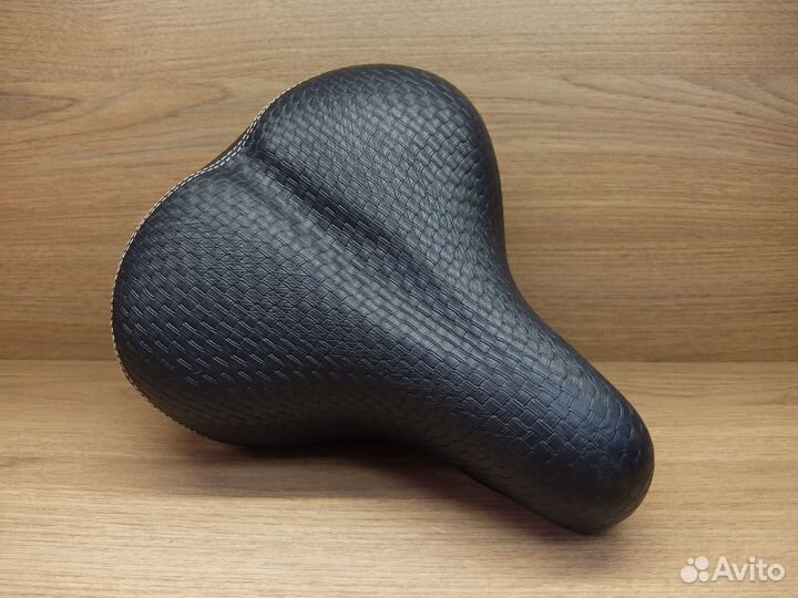 Седло широкое на пружинах