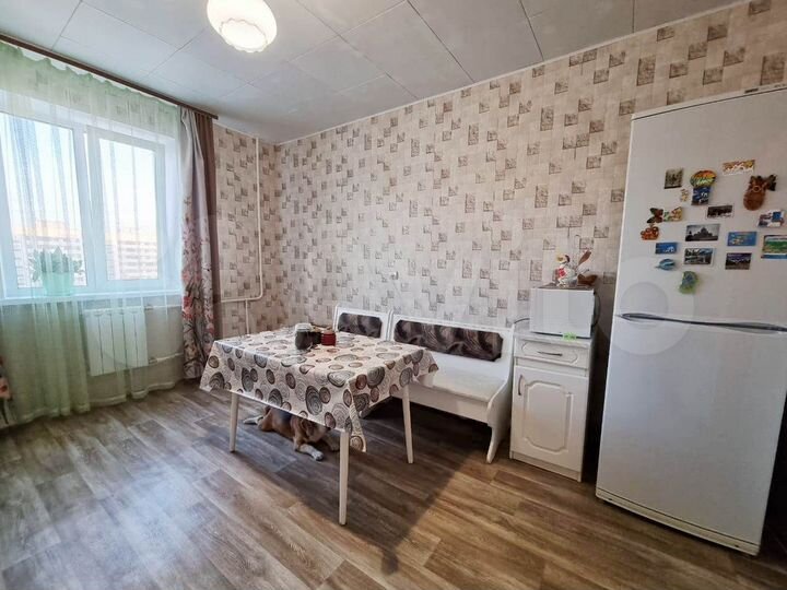 3-к. квартира, 81 м², 10/12 эт.