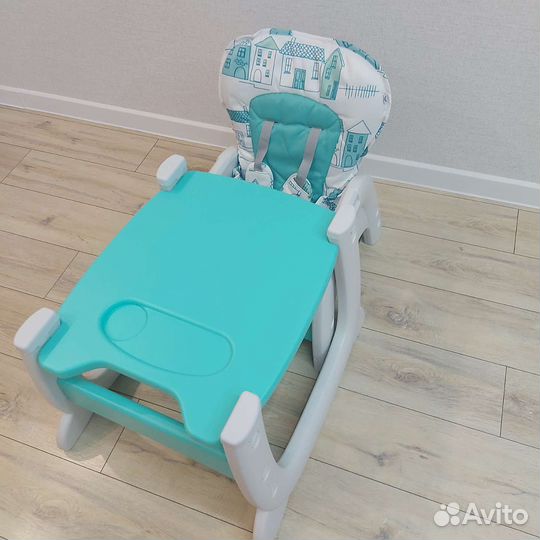 Детский стол и стульчик
