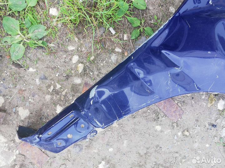 Крыло переднее Рено Дастер