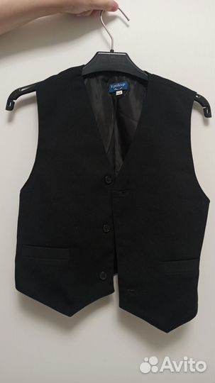 Костюм школьный для мальчика. р. 134