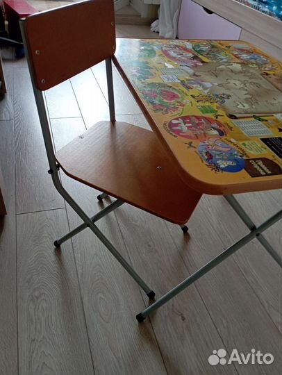 Детский столик и стульчик