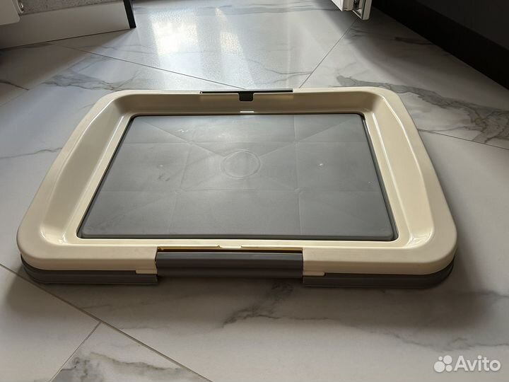 Лоток для собак под пеленку