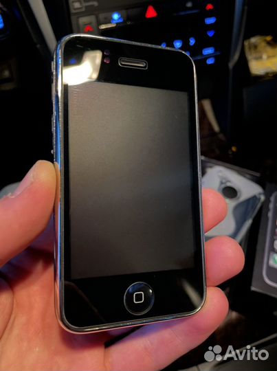 iPhone 3GS, 8 ГБ
