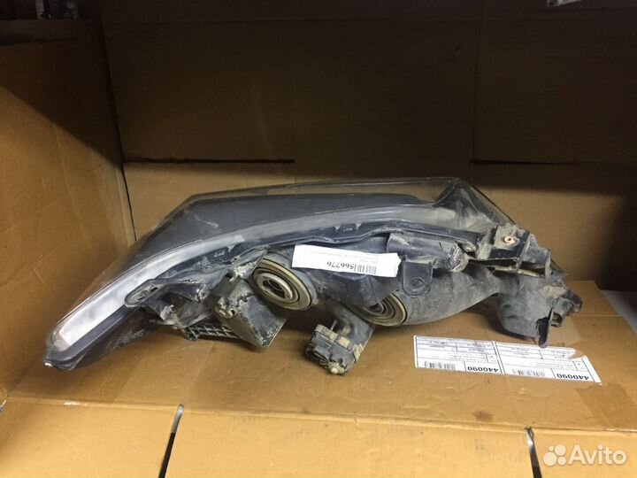 Фара битая левая Land Cruiser Prado 2016