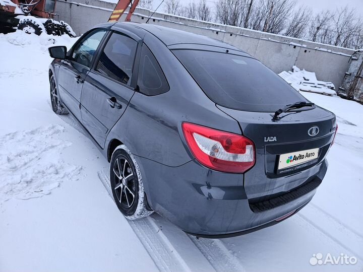 LADA Granta 1.6 МТ, 2015, 189 000 км