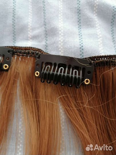 Волосы на заколках