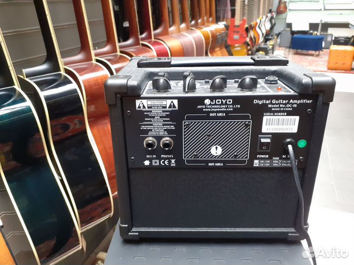 Гитарный цифровой моделирующий комбоусилитель