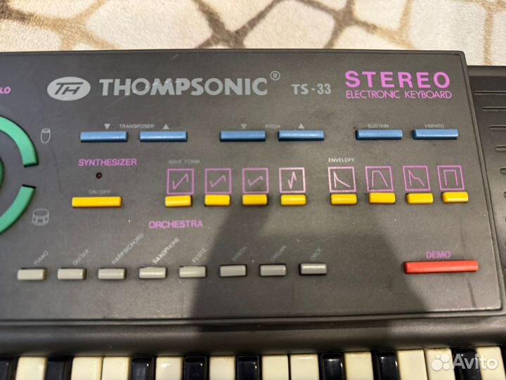 Синтезатор thompsonic stereo sound