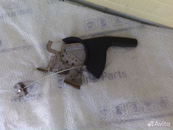 Ниссан Х-трейл Т 31 рычаг стояночного тормоза