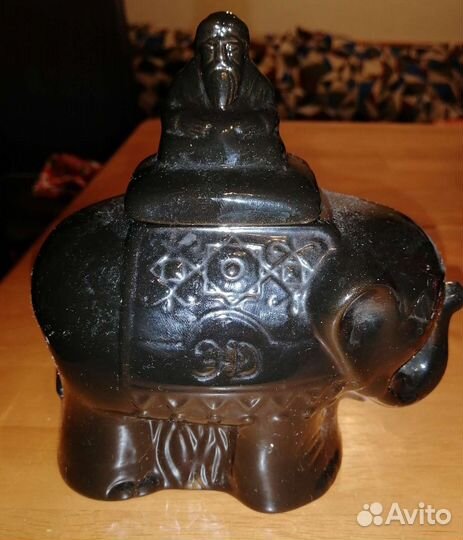 Керамика банка для чая слон