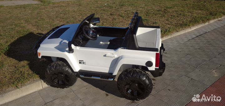 Электромобиль hummer